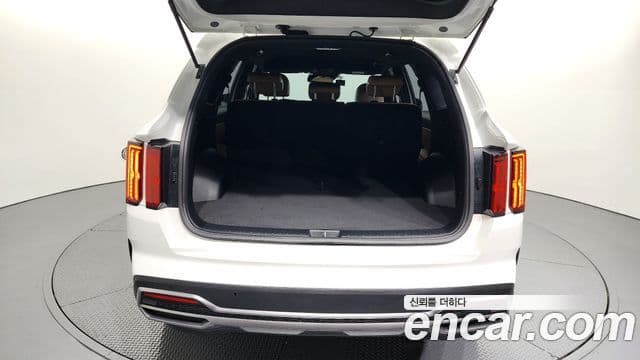 Kia Sorento 2022 — ფოტო 20/20