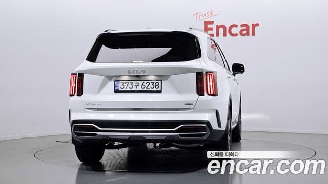 Kia Sorento 2023 — Şəkil 4/20