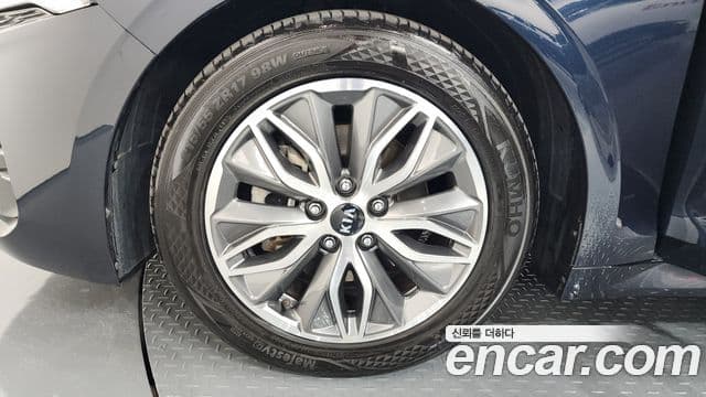 Kia K5 2020 — Photo 9/20