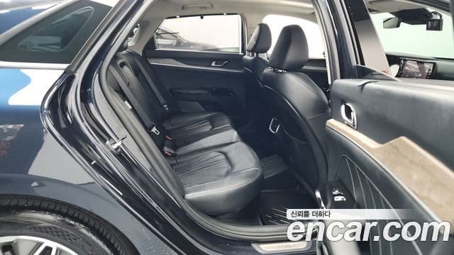 Kia K5 2020 — Photo 2/20