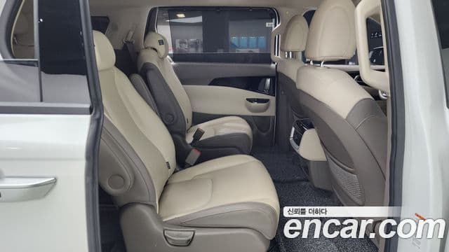 Kia Carnival 2022 — Şəkil 12/20