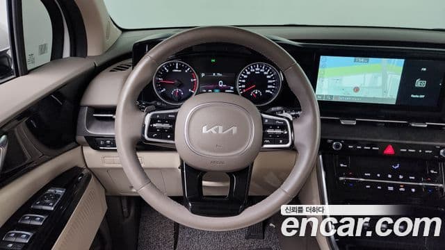 Kia Carnival 2022 — Şəkil 13/20