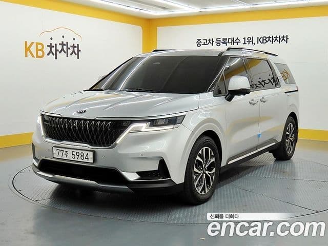 Kia Carnival 2020 — ფოტო 10/20
