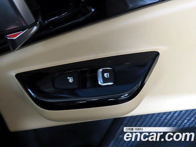 Kia Carnival 2020 — ფოტო 13/20