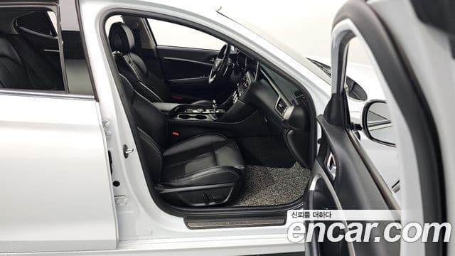 Genesis G70 2018 — Photo 5/20