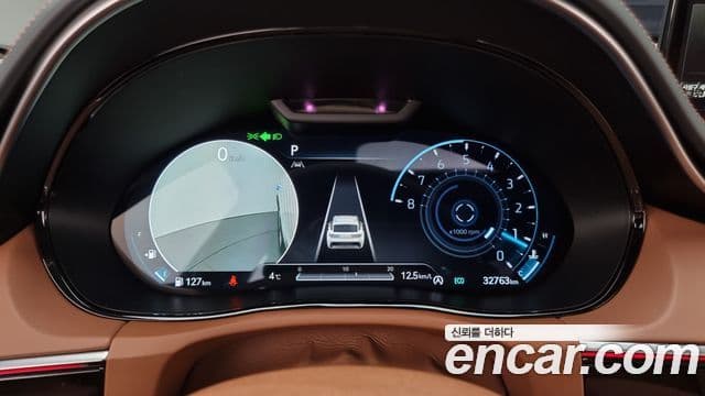 Genesis GV70 2021 — Photo 3/20