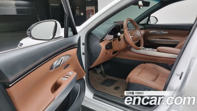 Genesis GV70 2021 — ფოტო 10/20