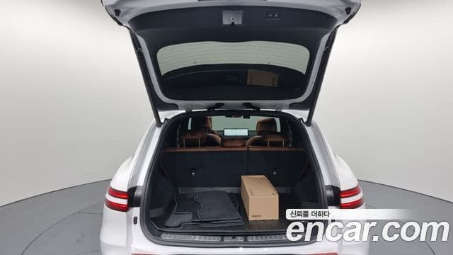 Genesis GV70 2021 — ფოტო 20/20