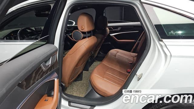 Audi A6 2021 — Şəkil 12/20