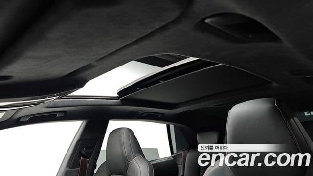 Audi RSQ8 2025 — Photo 17/19