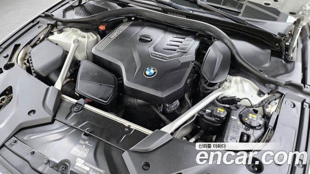 BMW 5 Series 2020 — ფოტო 6/20