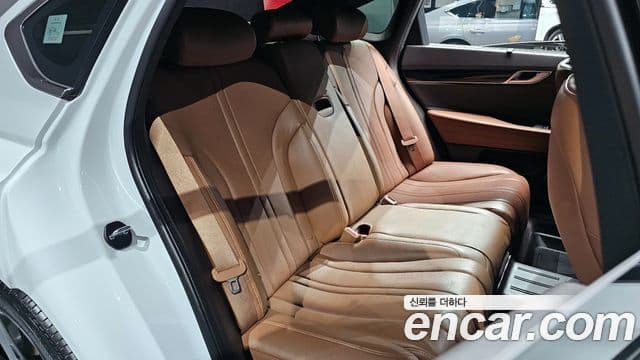 Genesis G80 2023 — ფოტო 5/20