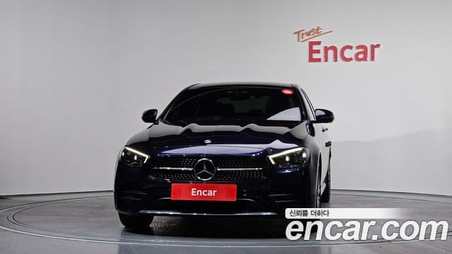 Mercedes-Benz E-Class 2022 — ფოტო 3/20