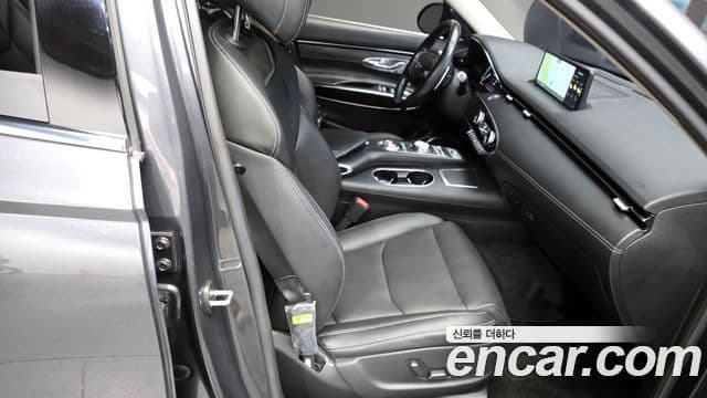 Genesis GV70 2021 — ფოტო 12/20