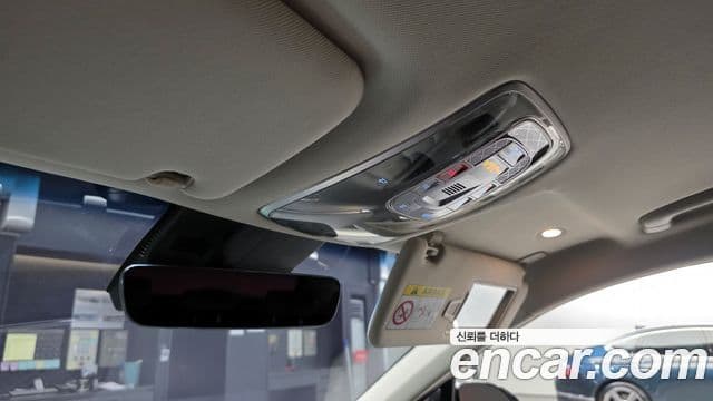 Genesis GV70 2021 — фото 18 из 20