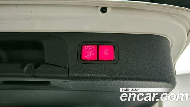 Mercedes-Benz GLC-Class 2018 — ფოტო 19/20