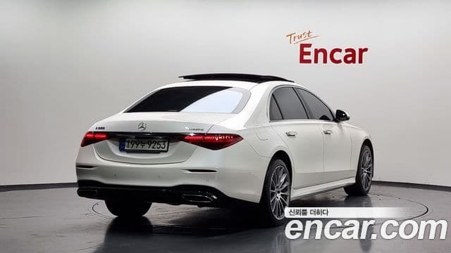 Mercedes-Benz S-Class 2021 — ფოტო 2/20