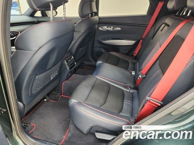 Genesis GV70 2021 — Şəkil 10/19