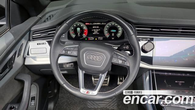 Audi Q8 2021 — ფოტო 13/20