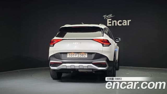 Kia Sportage 2021 — ფოტო 4/20