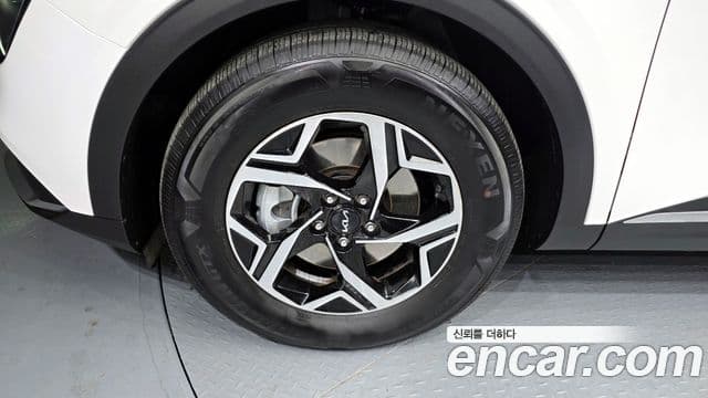 Kia Sportage 2021 — фото 5 из 20