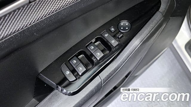 Kia Sportage 2021 — фото 14 из 20