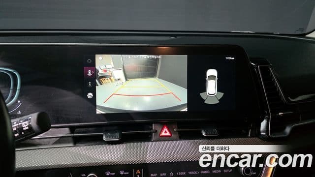 Kia Sportage 2021 — ფოტო 18/20