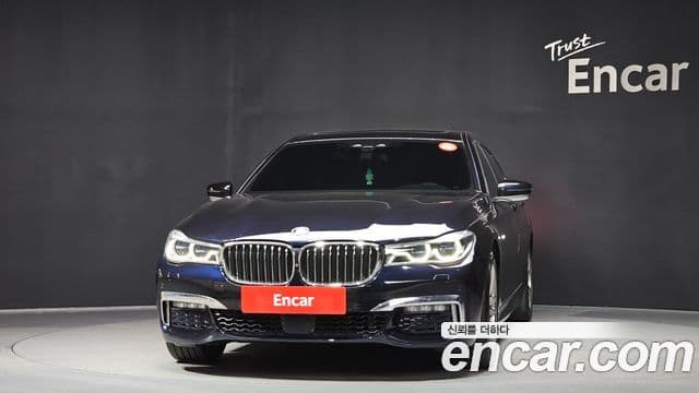 BMW 7 Series 2018 — ფოტო 3/20