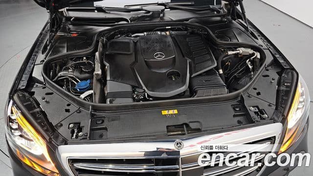 Mercedes-Benz S-Class 2019 — ფოტო 6/20