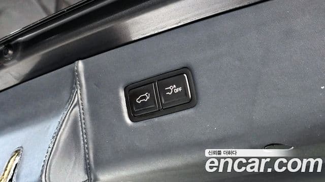 Kia Carnival 2021 — Şəkil 18/19