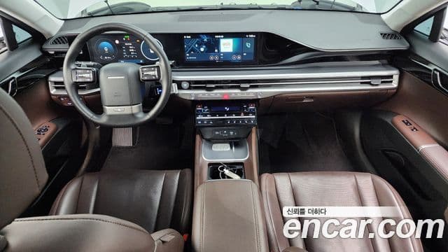 Hyundai Grandeur Hybrid 2023 — Photo 12/20