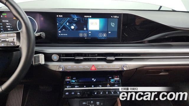 Hyundai Grandeur Hybrid 2023 — Photo 19/20