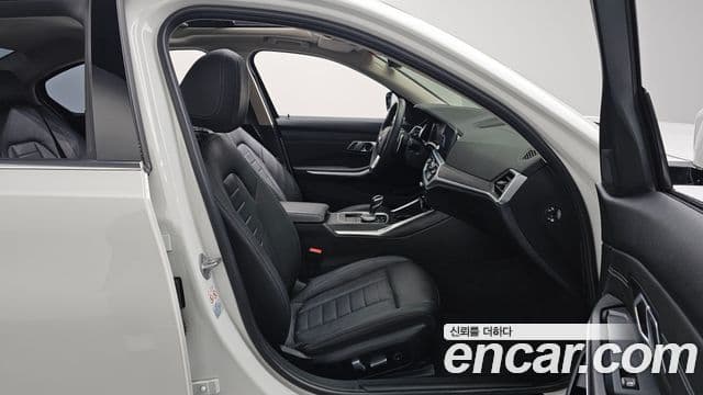 BMW 3 Series 2021 — Şəkil 10/20