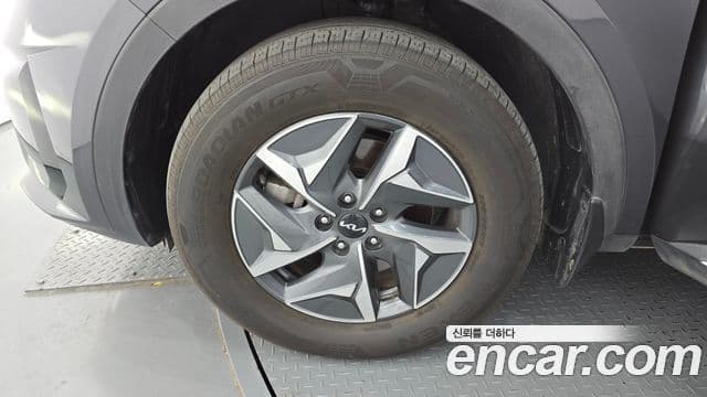 Kia Sorento 2022 — Фото 5/20