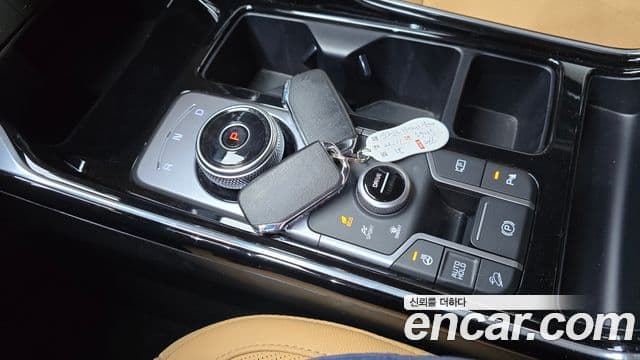 Kia Sorento 2022 — Фото 9/20