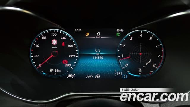 Mercedes-Benz GLC-Class 2022 — ფოტო 8/20