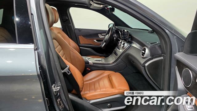 Mercedes-Benz GLC-Class 2022 — ფოტო 11/20