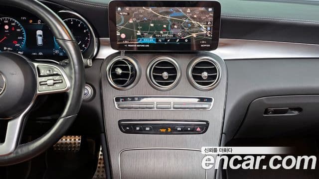 Mercedes-Benz GLC-Class 2022 — ფოტო 14/20