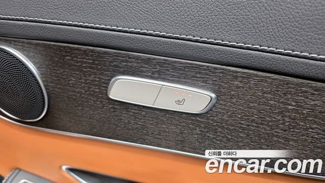 Mercedes-Benz GLC-Class 2022 — ფოტო 19/20