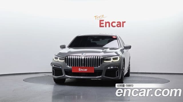 BMW 7 Series 2022 — Şəkil 1/20