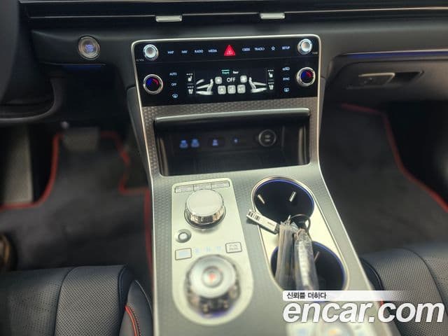Genesis GV80 Coupe 2025 — ფოტო 7/20