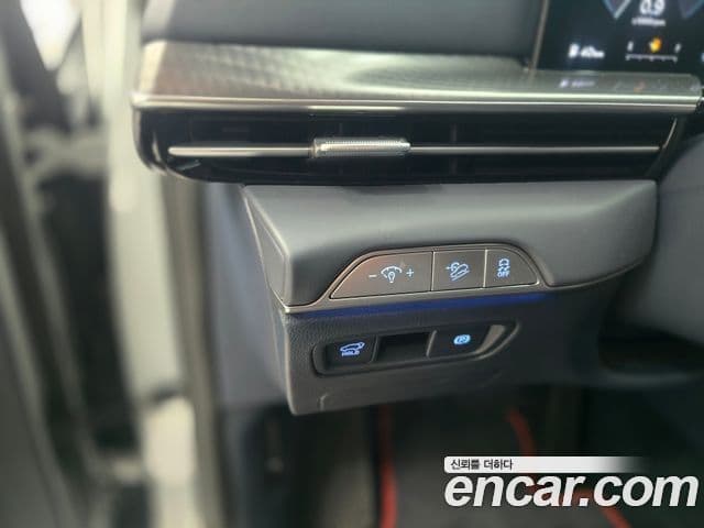 Genesis GV80 Coupe 2025 — ფოტო 10/20