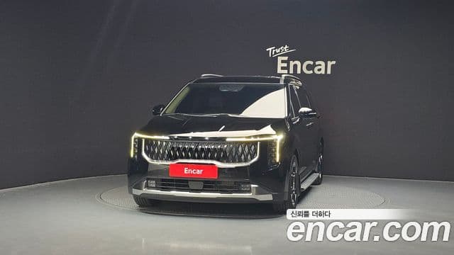 Kia Carnival 2023 — ფოტო 3/20