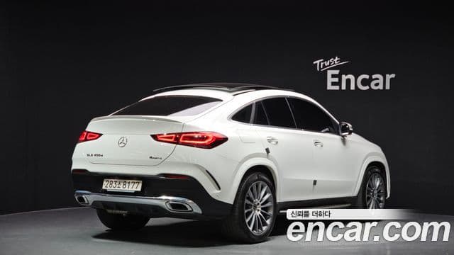 Mercedes-Benz GLE-Class 2023 — ფოტო 2/20