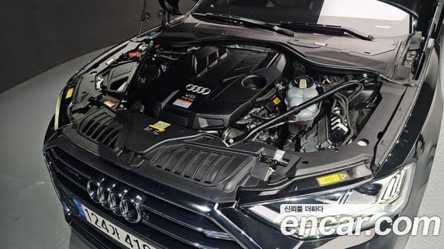 Audi A8 2021 — ფოტო 6/20