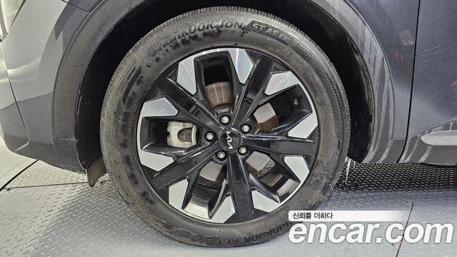 Kia Sportage 2021 — ფოტო 5/20