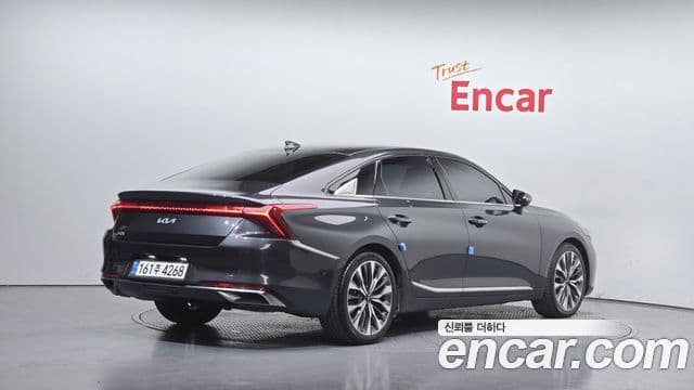 Kia K8 2021 — Şəkil 16/20
