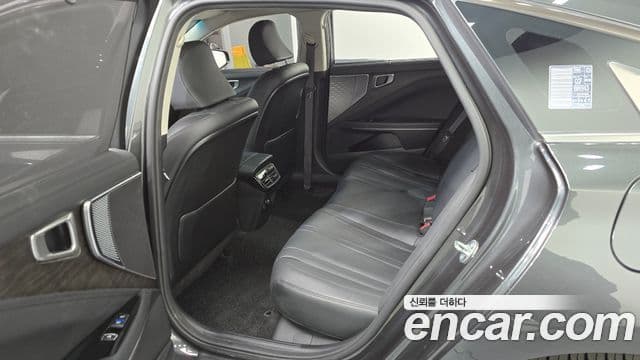 Kia K8 2021 — Şəkil 8/20