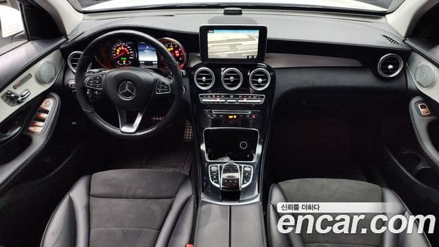 Mercedes-Benz GLC-Class 2019 — Şəkil 7/20