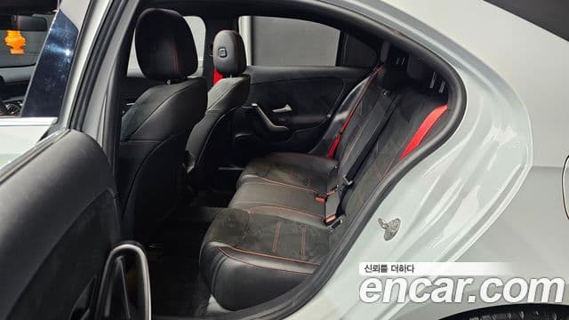 Mercedes-Benz A-Class 2021 — Photo 16/20